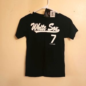 WHITE SOX BLACK T-SHIRT NEW.